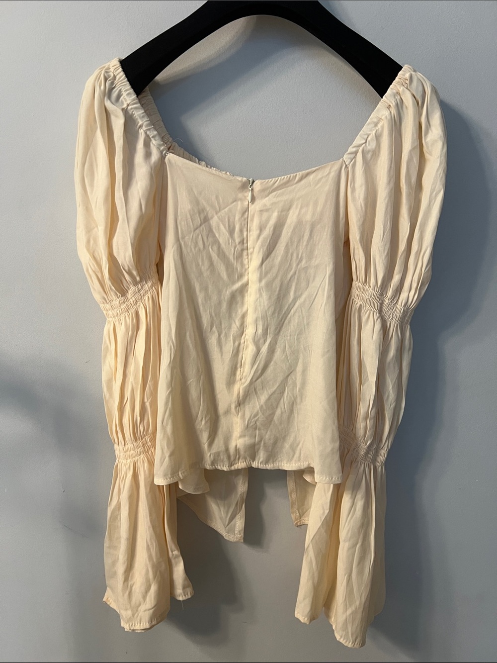 Cream Peasant Blouse with Puff Sleeves - Picture 4 of 5